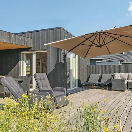 3 Bedroom Stunning In Prázdninový dům *