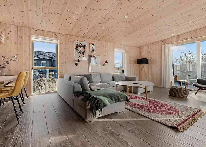 3 Bedroom Stunning In Vakantiehuis *